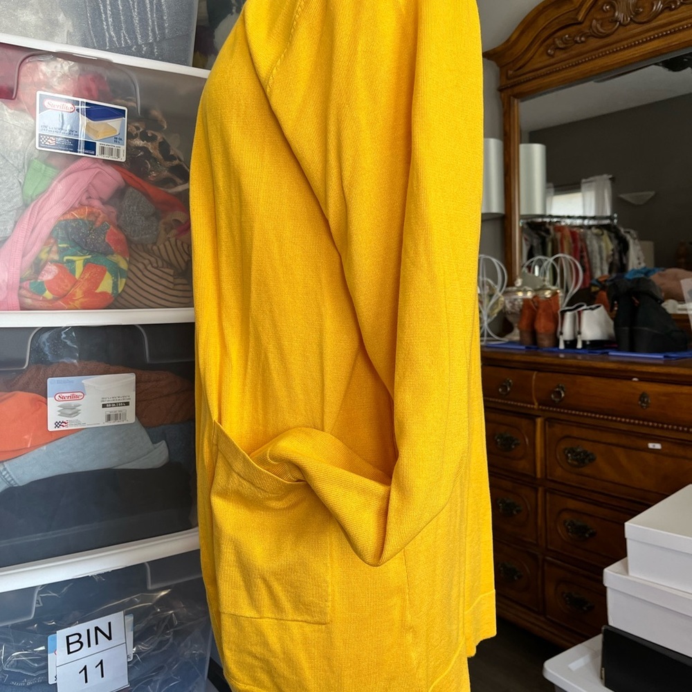New Cardigan - Picture 2 of 7